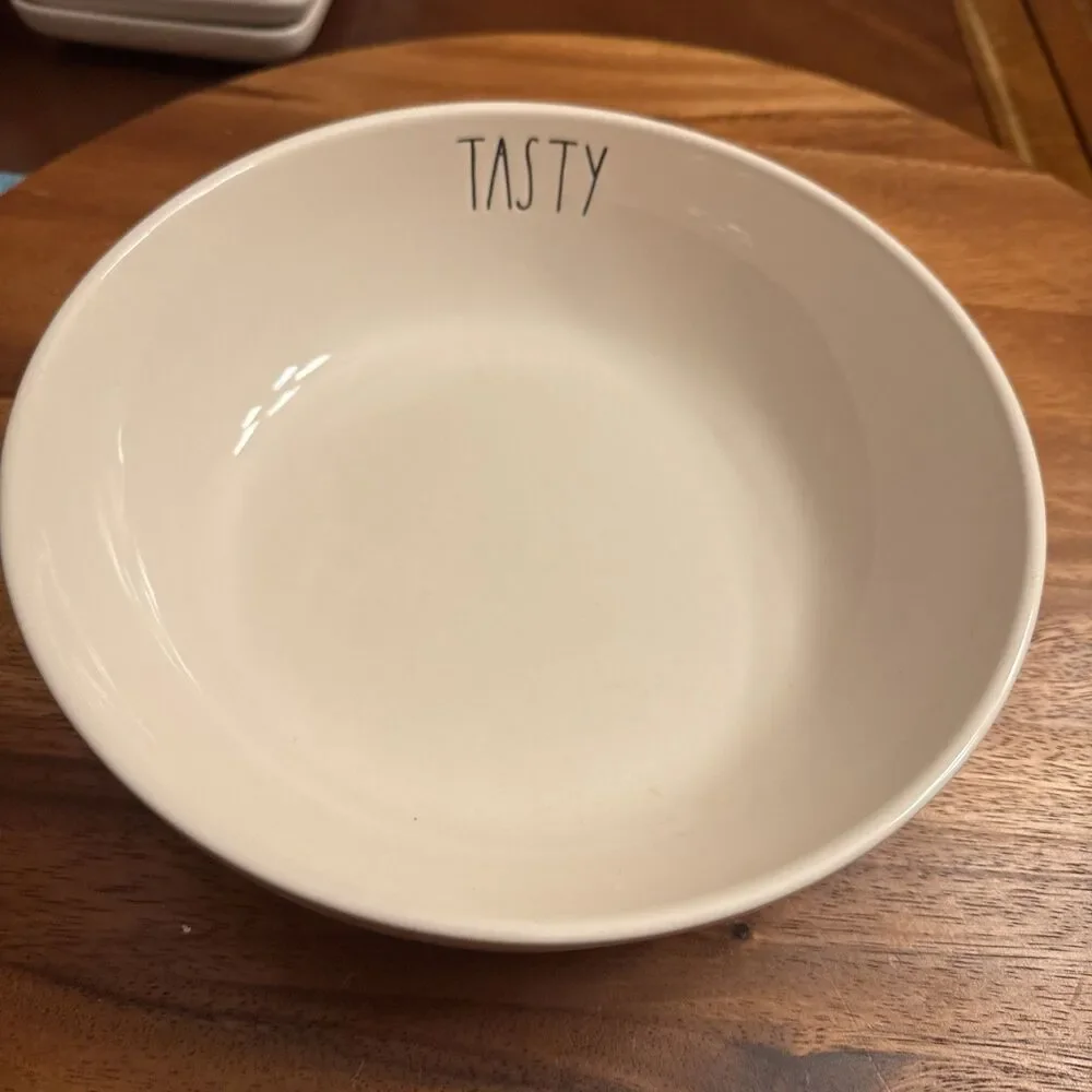 Individual Dinner Bowl Farmhouse by Magenta Tasty